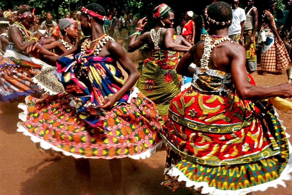 Pelestarian Tarian Tradisional di Togo